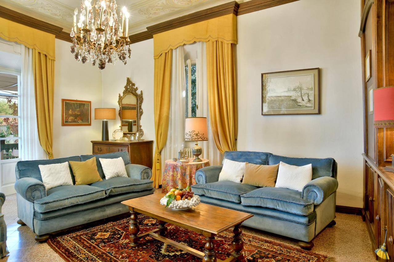 Villa Carlotta Con Piscina Lari ภายนอก รูปภาพ