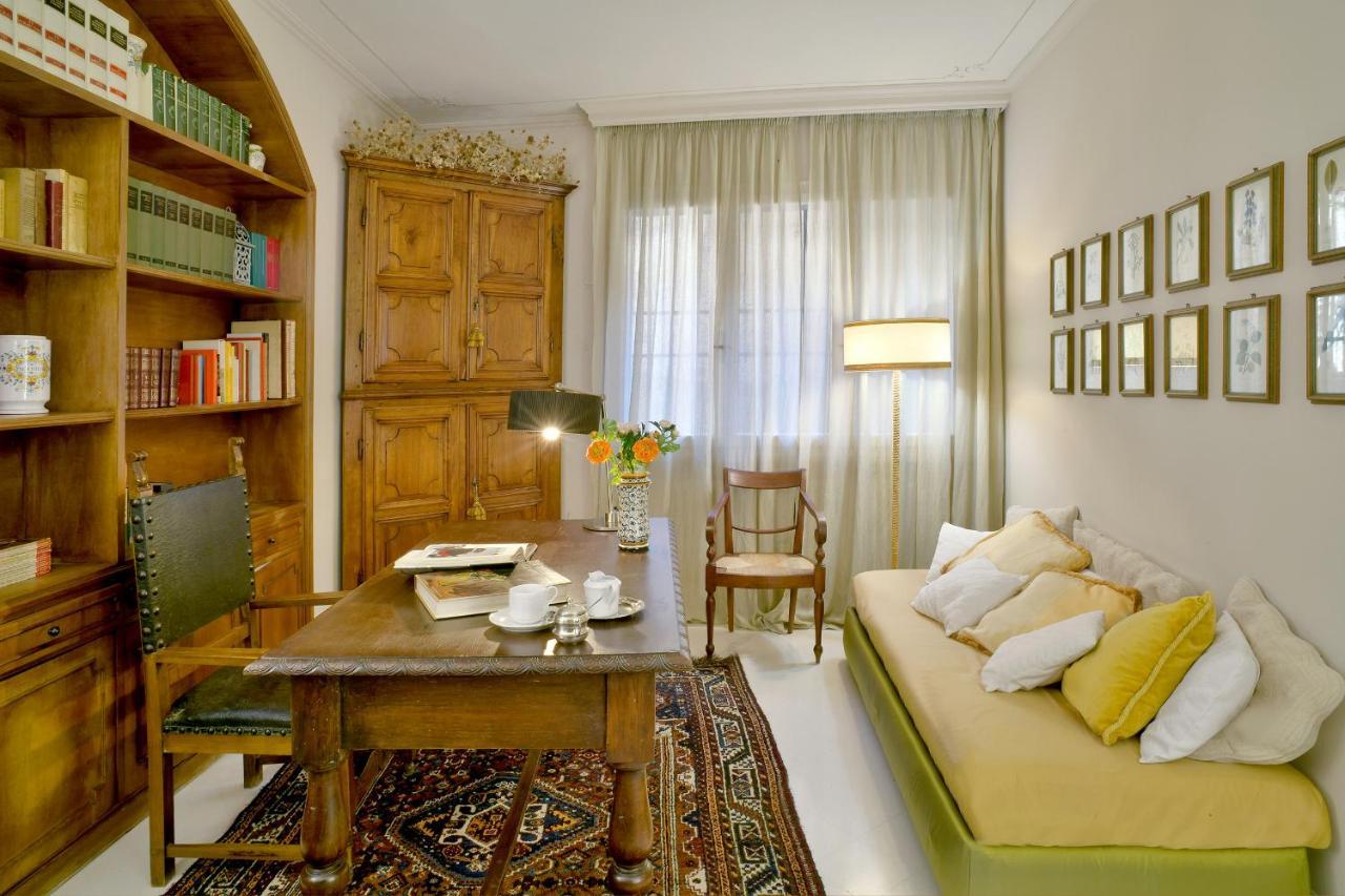 Villa Carlotta Con Piscina Lari ภายนอก รูปภาพ