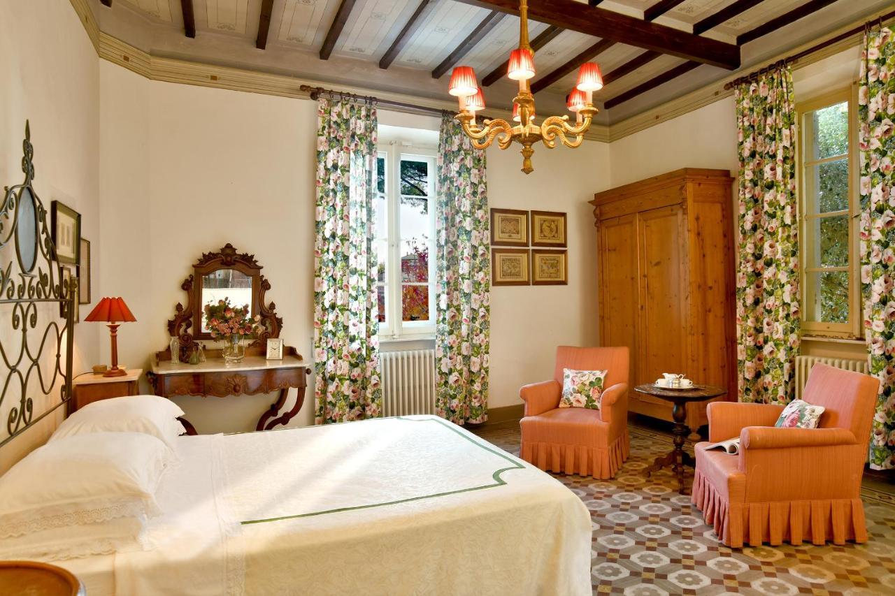 Villa Carlotta Con Piscina Lari ภายนอก รูปภาพ