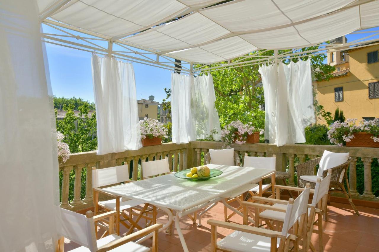 Villa Carlotta Con Piscina Lari ภายนอก รูปภาพ