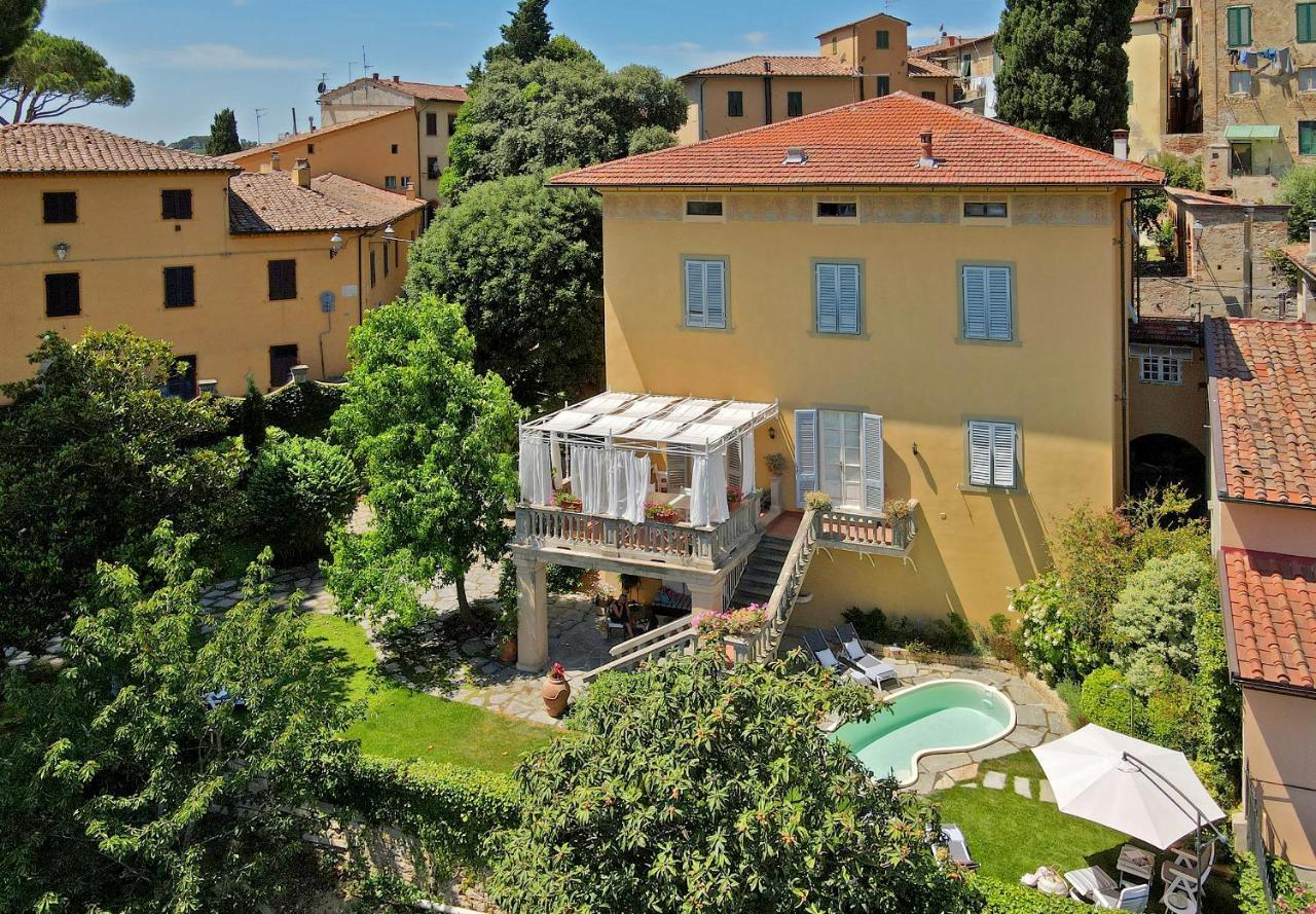 Villa Carlotta Con Piscina Lari ภายนอก รูปภาพ